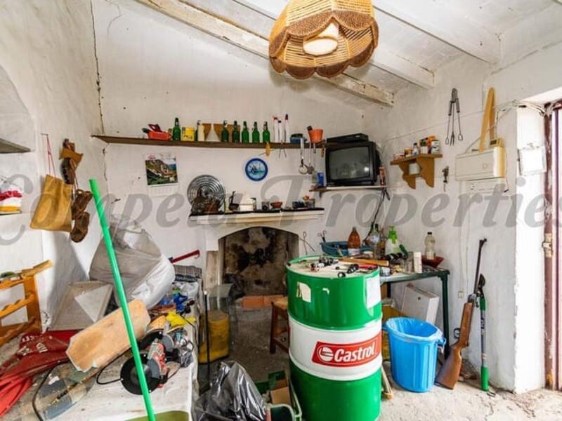 1 soverom Herregård til salgs