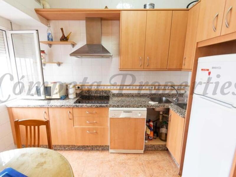 4 bedroom Townhouse for sale