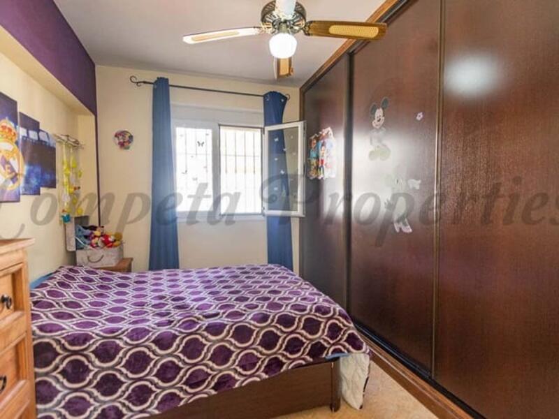 4 Schlafzimmer Stadthaus zu verkaufen