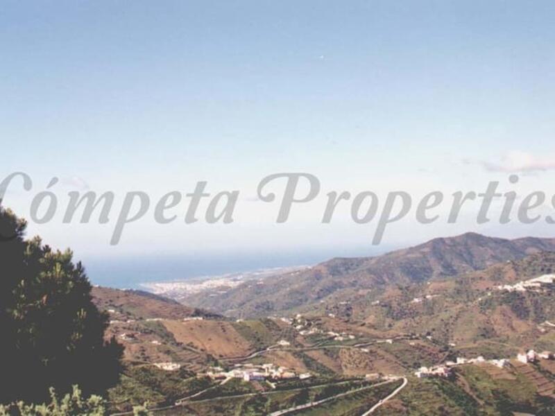 Land for sale in Competa, Málaga