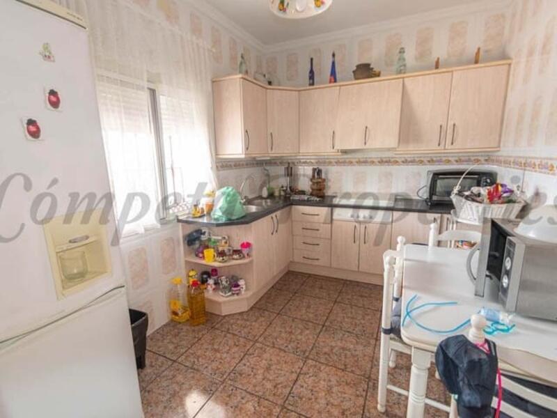 4 bedroom Villa for sale
