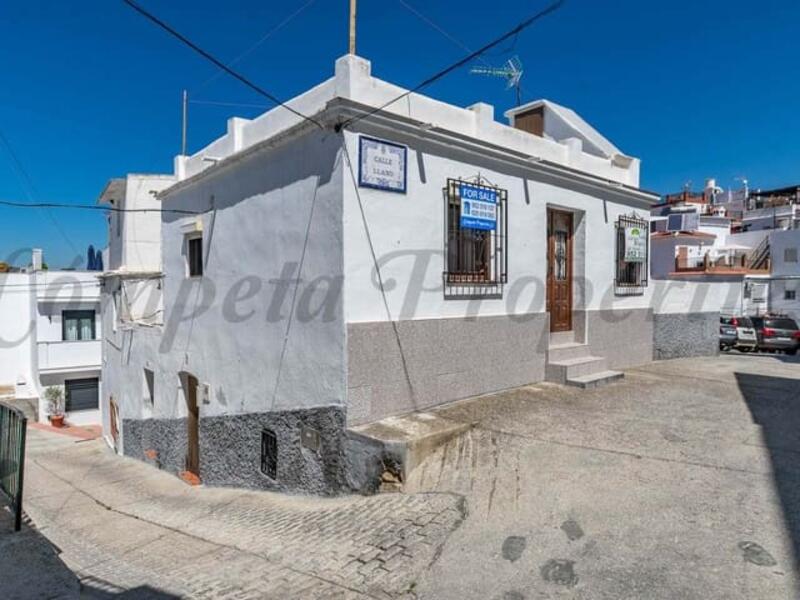Townhouse for sale in Competa, Málaga