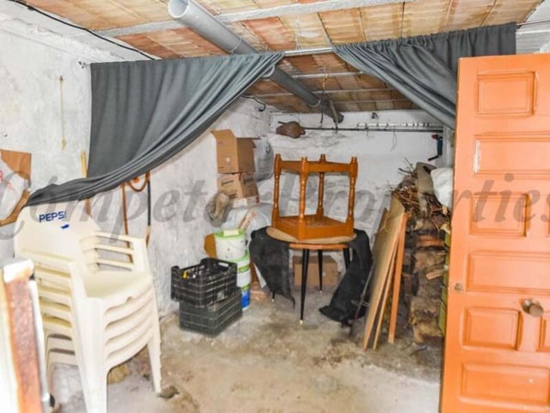6 slaapkamer Gezinswoning Te koop