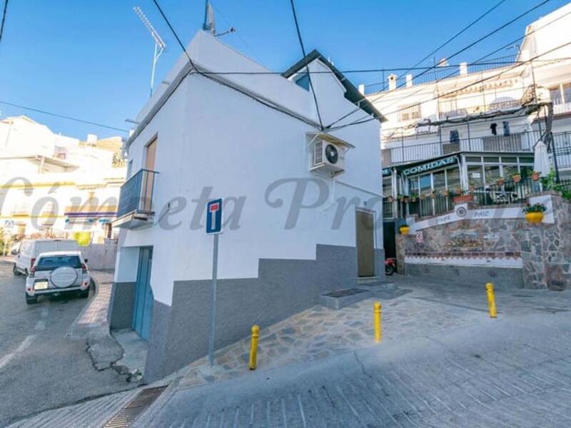 Rekkehus til salgs i Competa, Málaga