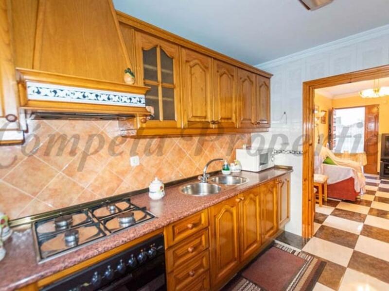 3 bedroom Townhouse for sale