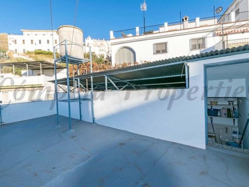 3 bedroom Townhouse for sale