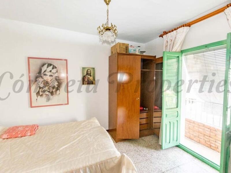 7 slaapkamer Gezinswoning Te koop