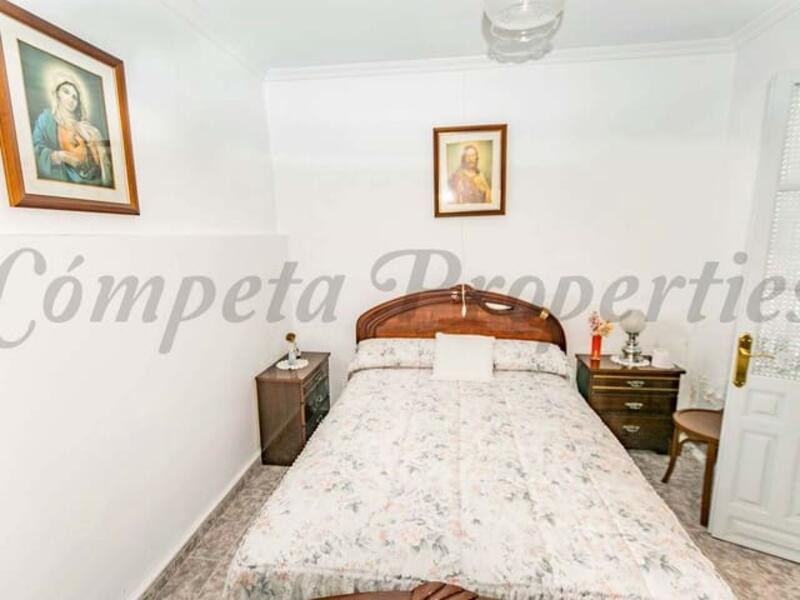 7 slaapkamer Gezinswoning Te koop