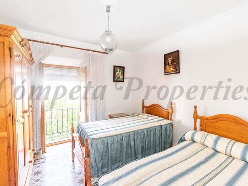 7 slaapkamer Gezinswoning Te koop