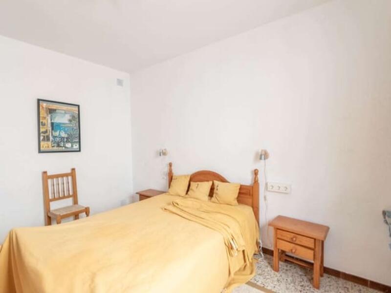 4 slaapkamer Gezinswoning Te koop