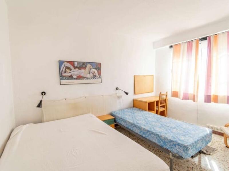 4 slaapkamer Gezinswoning Te koop