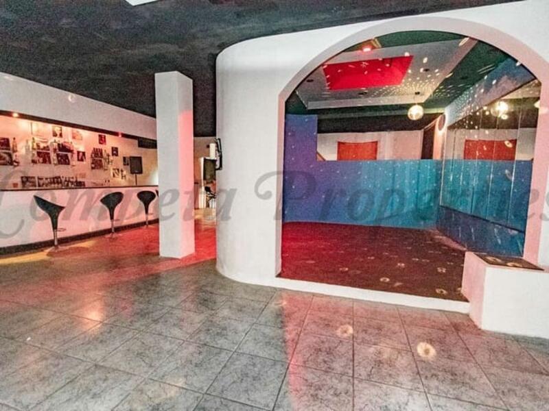 8 slaapkamer Landhuis Te koop