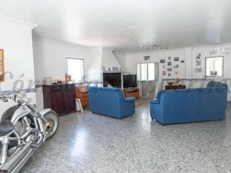 8 slaapkamer Landhuis Te koop