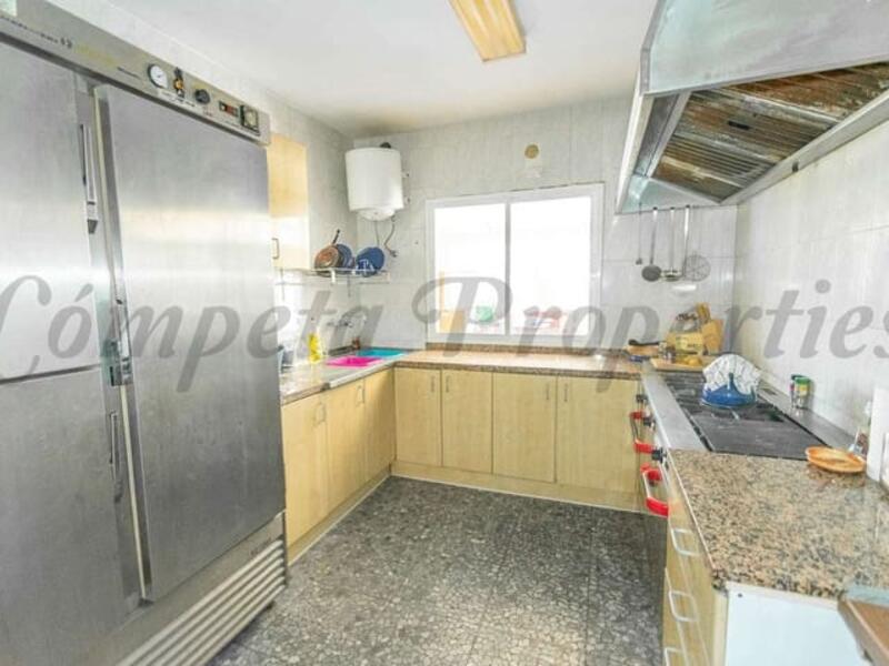 8 slaapkamer Landhuis Te koop
