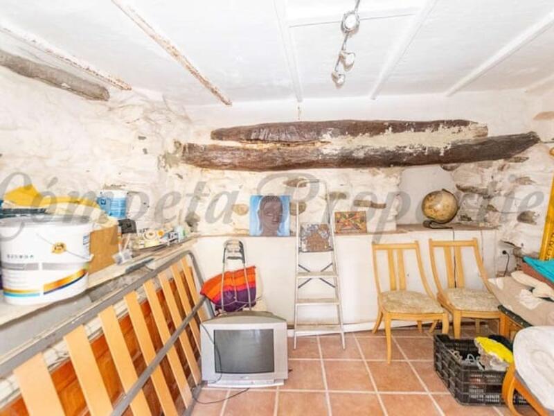 2 slaapkamer Gezinswoning Te koop