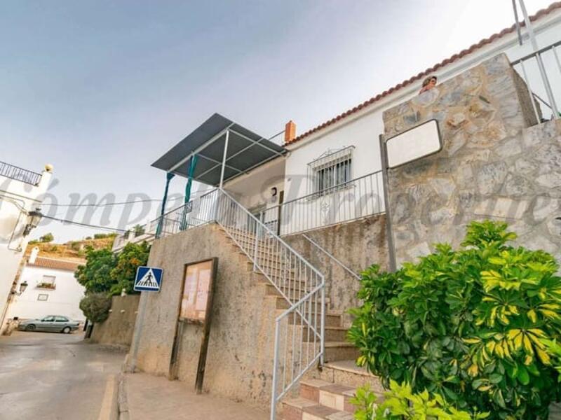 Rekkehus til salgs i Competa, Málaga