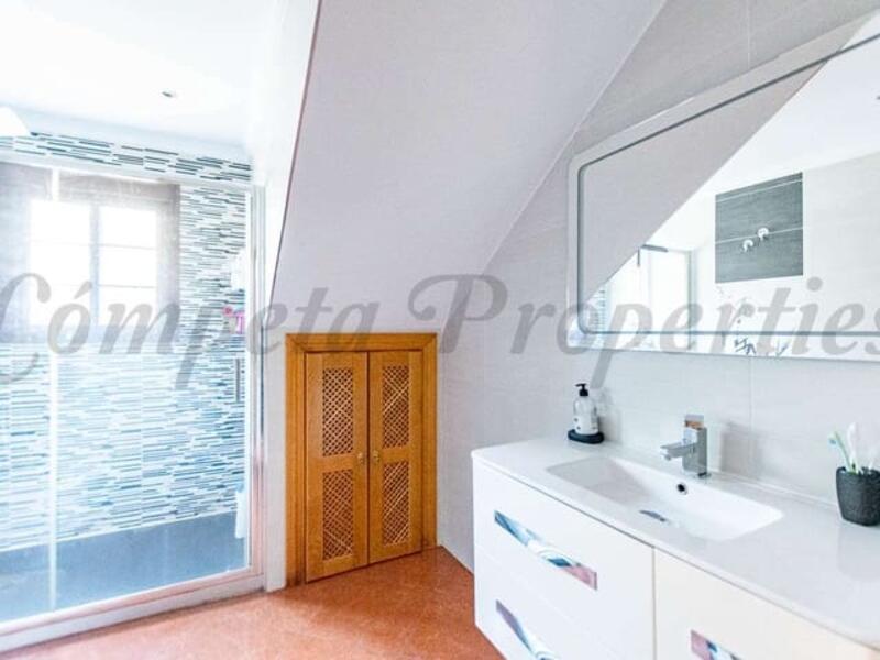 3 Schlafzimmer Stadthaus zu verkaufen