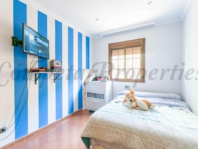 3 Schlafzimmer Stadthaus zu verkaufen