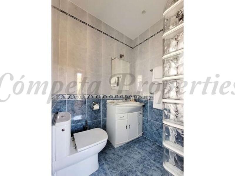 8 Cuarto Villa en venta