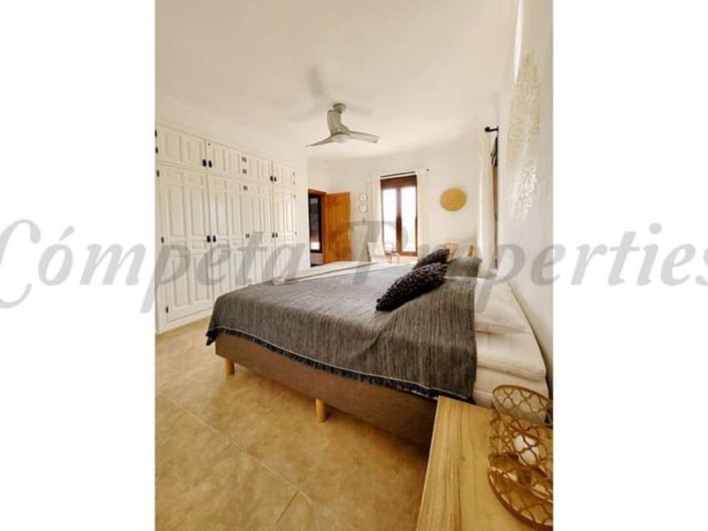 8 Cuarto Villa en venta