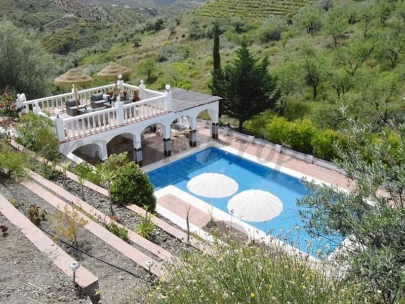 8 Cuarto Villa en venta