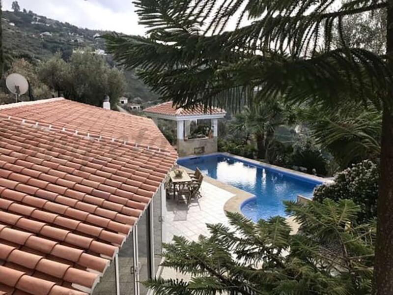 4 chambre Auberge à vendre