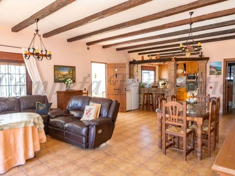 4 bedroom Villa for sale