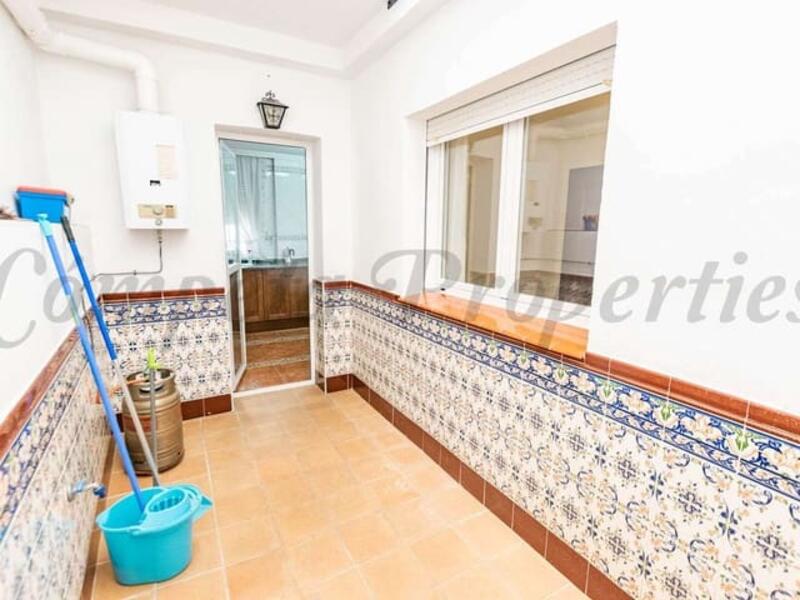 4 slaapkamer Villa Te koop