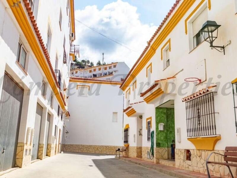 Rekkehus til salgs i Competa, Málaga