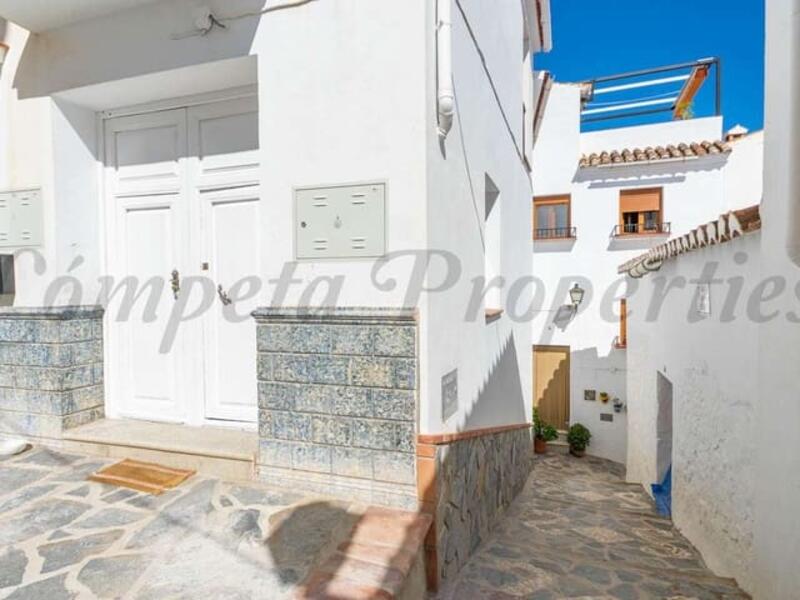 Adosado en venta en Canillas de Albaida, Málaga