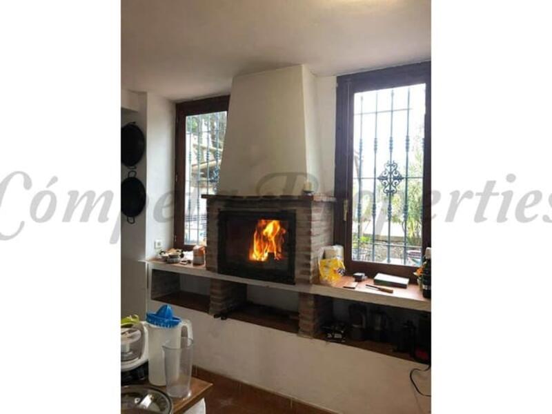 5 bedroom Country House for sale