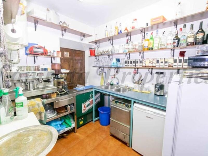 Gezinswoning Te koop