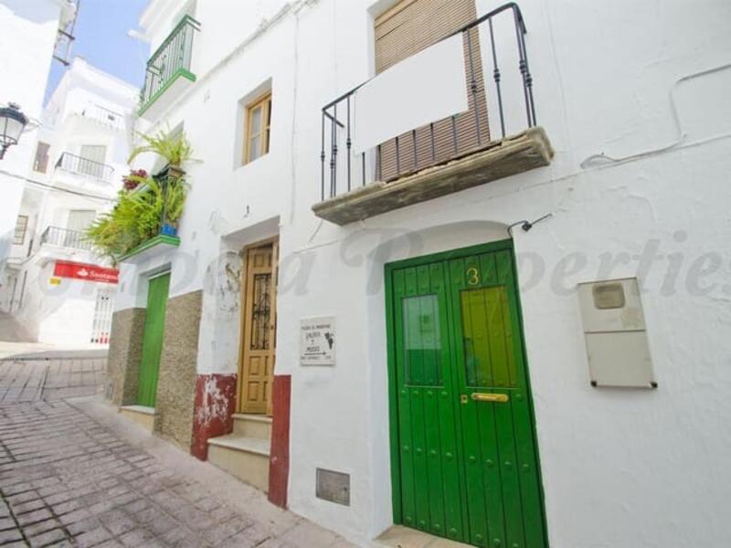 городская тюрьма продается в Competa, Málaga