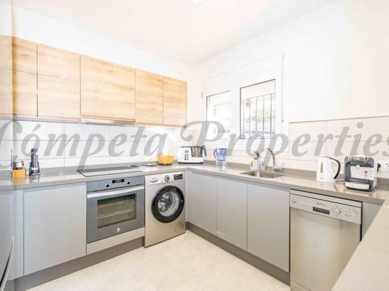 5 bedroom Country House for sale