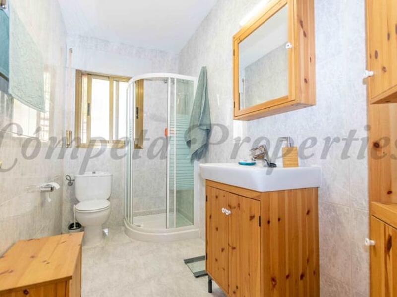 5 bedroom Country House for sale