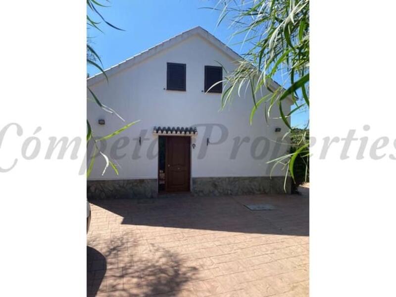 3 Cuarto Casa de Campo en venta