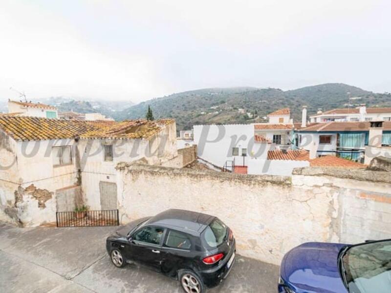 Townhouse for sale