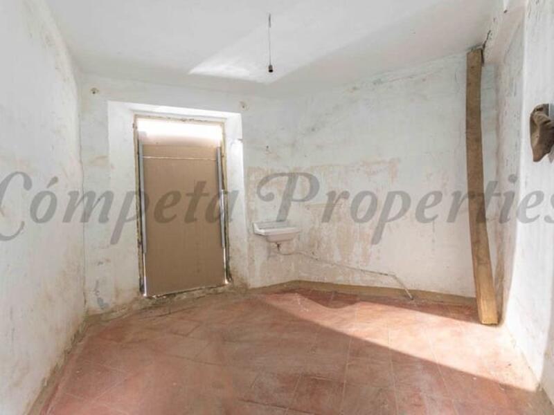 Townhouse for sale