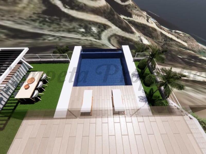 4 bedroom Townhouse for sale