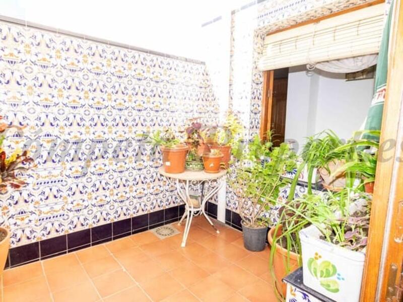 8 Schlafzimmer Stadthaus zu verkaufen