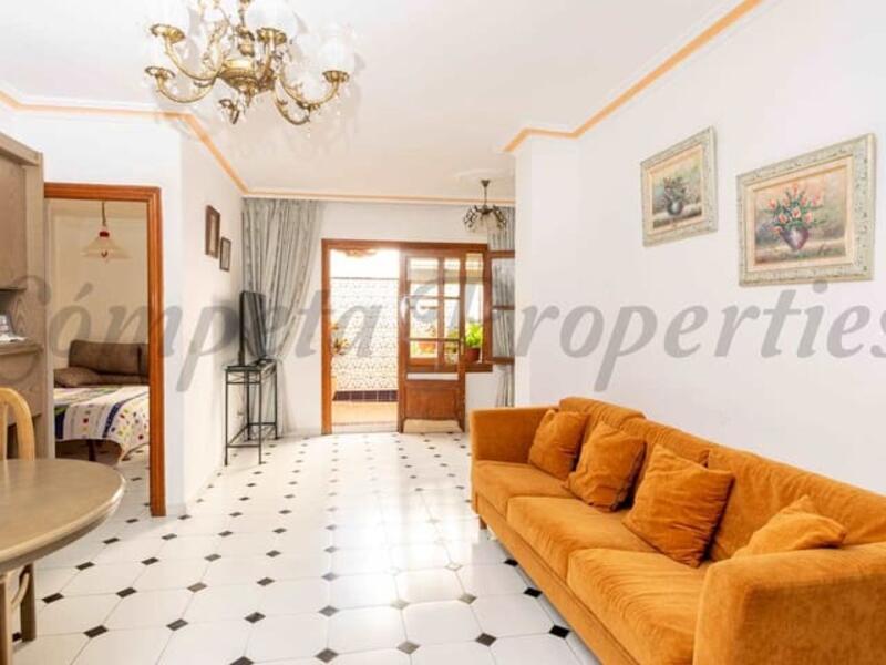 8 Schlafzimmer Stadthaus zu verkaufen