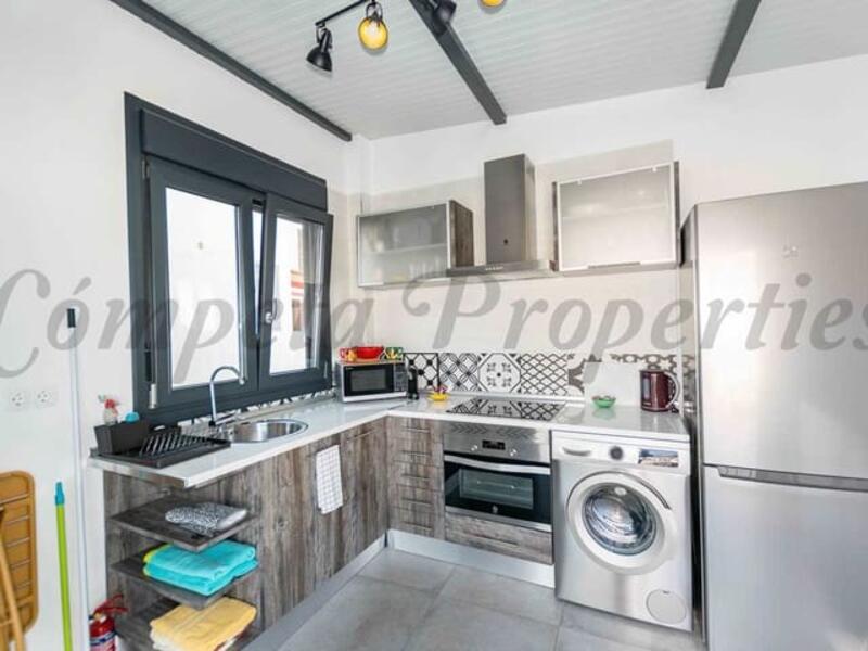 1 slaapkamer Gezinswoning Te koop