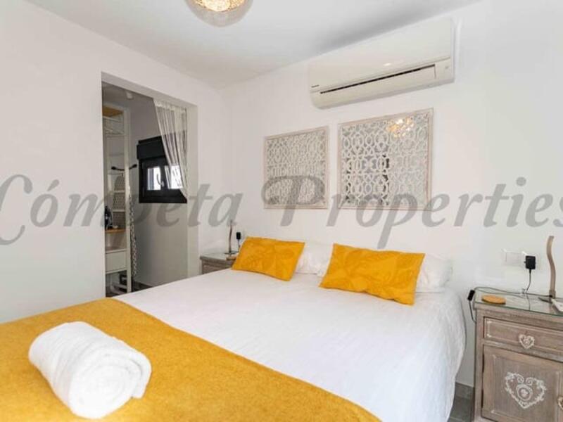1 slaapkamer Gezinswoning Te koop
