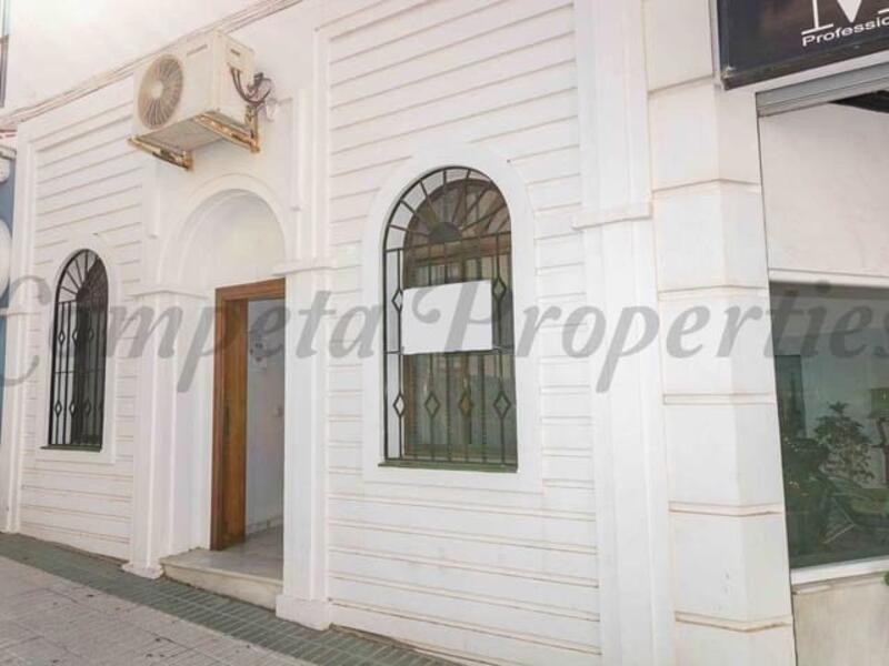 3 спальная комната квартира продается