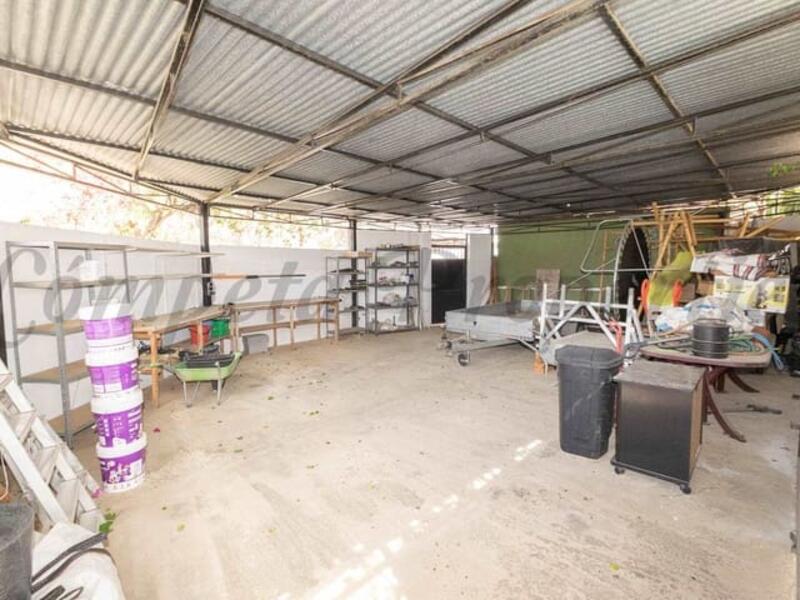 5 bedroom Country House for sale