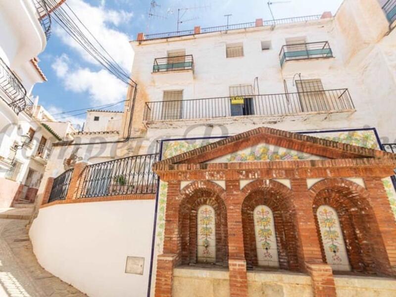 Adosado en venta en Algarrobo, Málaga