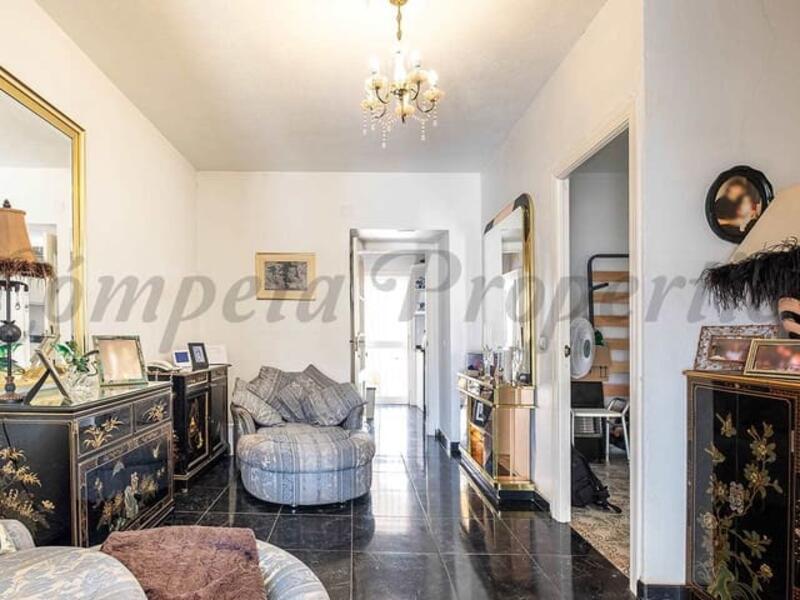 2 slaapkamer Gezinswoning Te koop