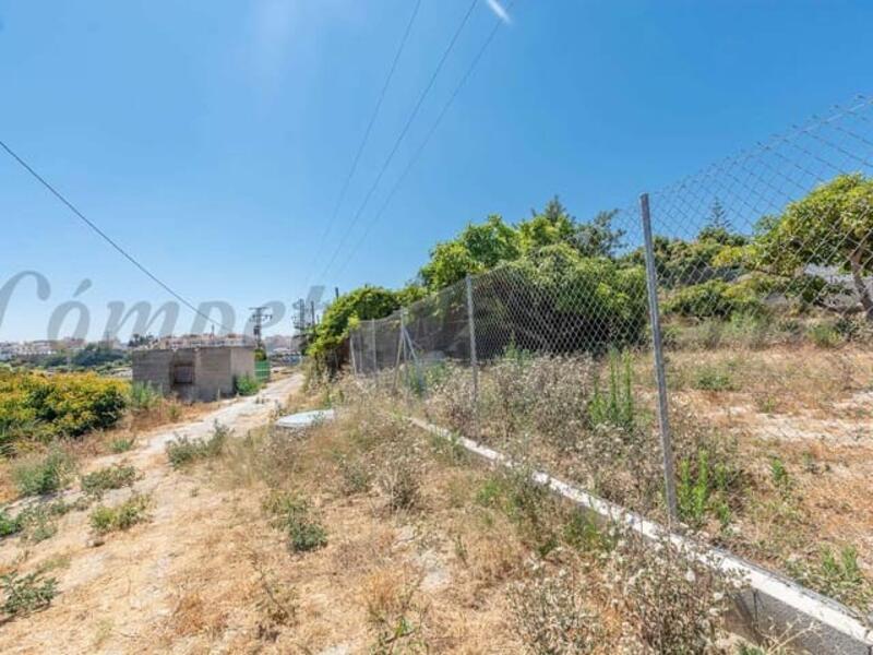 Grundstück zu verkaufen in Nerja, Málaga