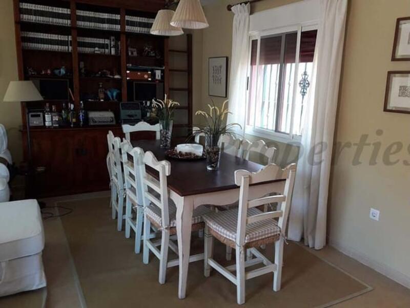 5 bedroom Villa for sale