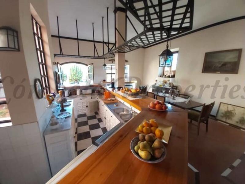 4 slaapkamer Villa Te koop
